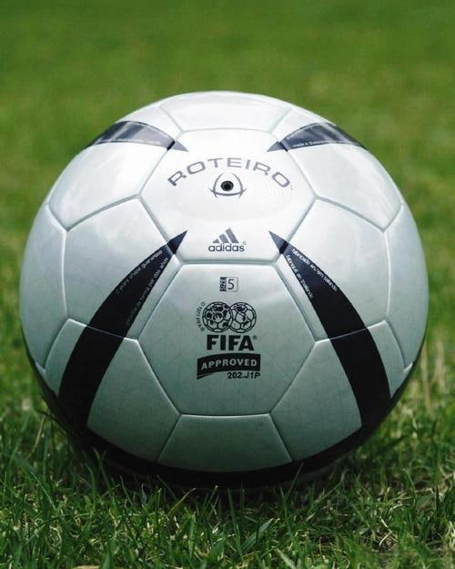 竞彩中奖查询手机应用界面展示